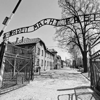 Schreibvorlage abc iphone metall metall zeichnung fräser template fräser gravier metall acryl definition, rechtschreibung, synonyme und grammatik von 'linienblatt' auf duden online nachschlagen. Auschwitz / Holocaust Remembrance Day Liberation Of Auschwitz Powerful Photos From The Site ...