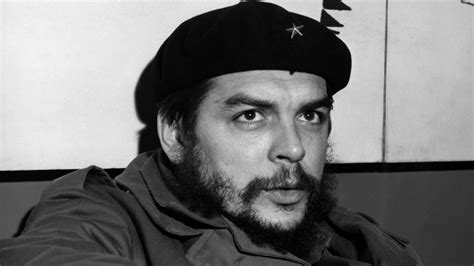 Ernesto che guevara ˈtʃe ɣeˈβaɾa, полное имя — эрнесто рафаэль гевара де ла серна, исп. The tragic real-life story of Che Guevara