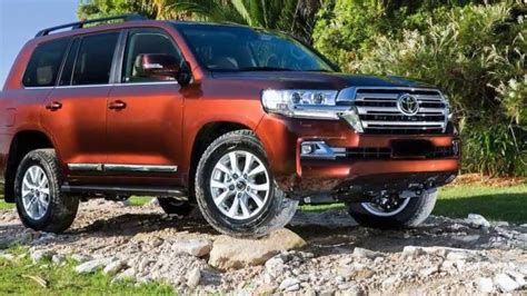 2018 Toyota Land Cruiser Prado Redesign And Release Date Youtube