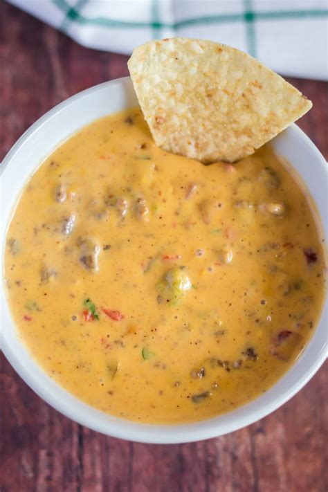 Reviewed by millions of home cooks. Crockpot Hamburger Cheese Dip | Recipe in 2020 (With ...