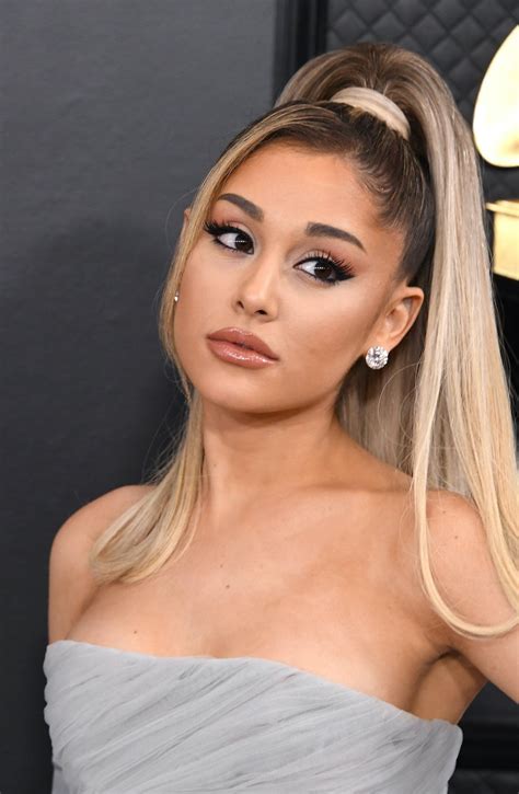 Ariana Grande S Blonde Hair Is Giving Glinda The Good Witch Vibes