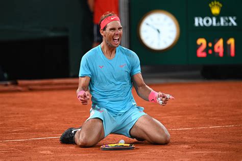 Рафаэль надаль (rafael nadal) родился 3 июня 1986 года в испанском манакоре (мальорка). Rafael Nadal smokes Novak Djokovic to win 2020 French Open