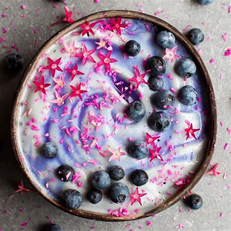 We just can't get enough smoothie recipes. Natalie on Instagram: "GALAXY SMOOTHIE BOWL💙💕💜 I couldn't ...