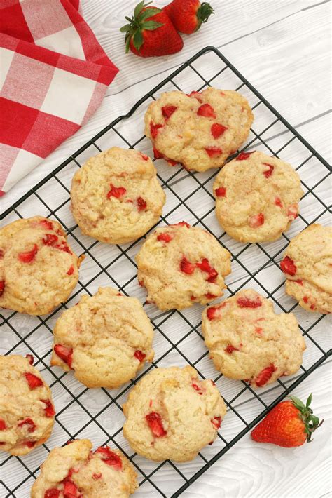 Strawberry cookies | Easy recipe | Cooking with my kids