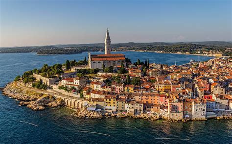 Pula Largest City In Croatia Istria Peninsula Known For Its Mild