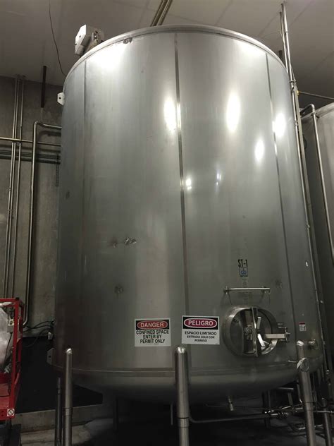 10000 Gal Cherry Burrell Stainless Steel Tank 12692 New Used And