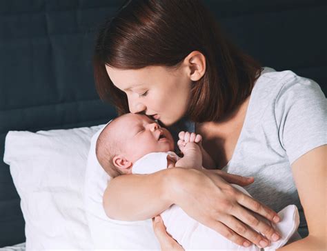 Am besten man legt vorher. Die besten Einschlafrituale für Dein Baby | Babyartikel.de ...