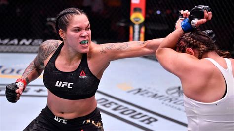What Time Is Amanda Nunes Fight Tonight Ufc 277 Cagewalks Running Order Streaming How To