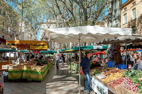 25 Food Markets Around The World You Should Visit At Least Once In Your