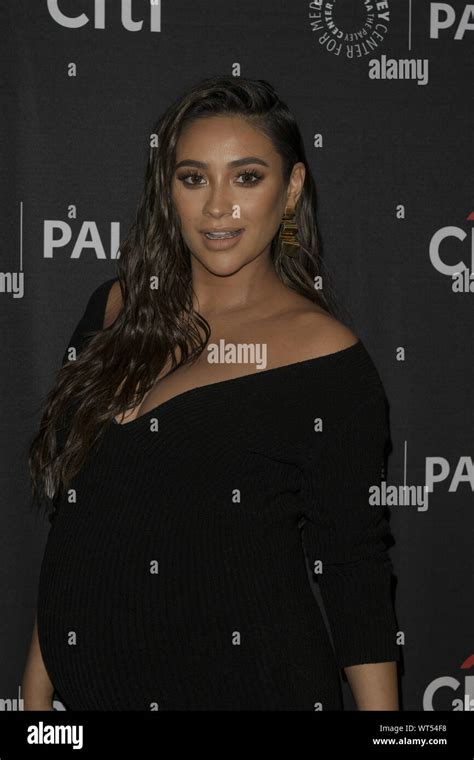 September 10 2019 Los Angeles California Usa Shay Mitchell Attends