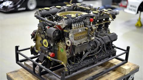 Watch A Porsche 917 Flat 12 Engine Rebuilt In 3 Minutes