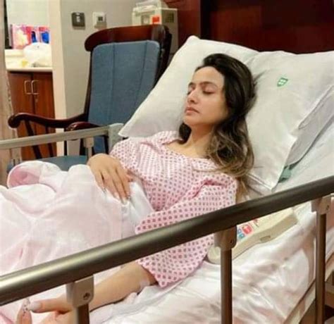 اداکارہ زرنش خان کی طبیعت ناساز ہسپتال منتقل