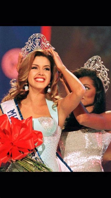 La Ex Miss Universo Alicia Machado Denuncia Que El Hijo De Hugo Chávez