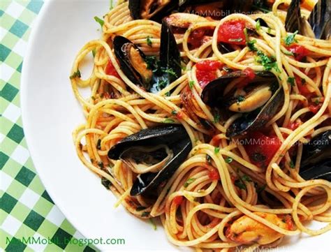 MoMMobiL Spaghetti mit Miesmuscheln in Tomatensauce scharf