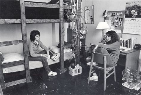 April 13, 1986, alan and debby tallman, along with their three children, moved into their dream house in horicon, wisconsin. Smart Spaces: Vintage Dorm Rooms of Our Dreams - | Vintage ...