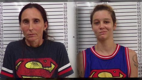 Oklahoma Mother Daughter Arrested For Alleged Incestuous Marriage Abc7 Los Angeles