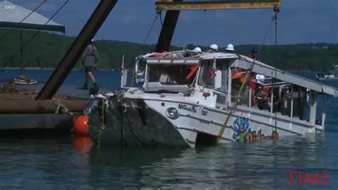 Officials Raise Branson Duck Boat That Sank And Killed 17 People