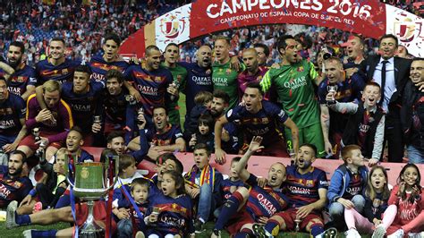 Real sociedad's mikel oyarzabal celebrates winning the copa del rey with the trophy. Barcelona edge out Sevilla in Copa del Rey final — Sport ...