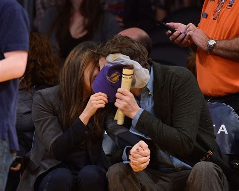 Ashton Kutcher And Mila Kunis Kiss At Lakers Game Popsugar Celebrity