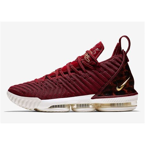 Lebron 16 for the queen. Nike Lebron 16 King by Youbetterfly
