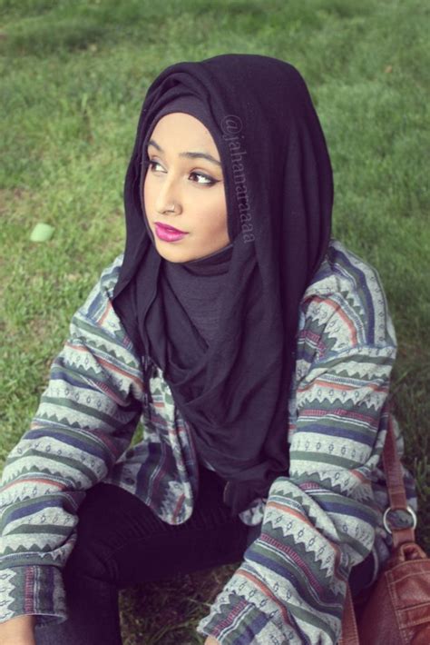 Pin By Nauvari Kashta Saree On Hijabi Queens Beautiful Hijab Hijab Fashion Hijabi Style