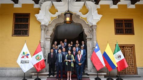 Canciller Gervasi Recibe A Representantes De Comisi N