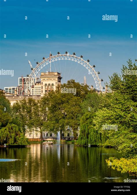St James Park London Eye High Resolution Stock Photography And Images