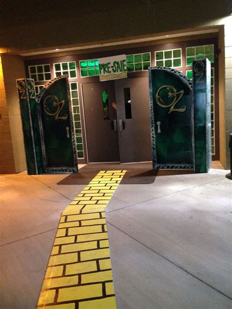 See more ideas about wizard of oz, wizard, party. Wizard of oz homecoming spirit week theme with Oz doors and DIY yellow brick road for dance ...