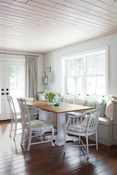 Banquettes are stronger than ever! 15 Kitchen Banquette Seating Ideas For Your Breakfast Nook