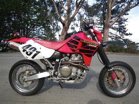 It's taller than you remember. 2000 Honda XR650 - Moto.ZombDrive.COM