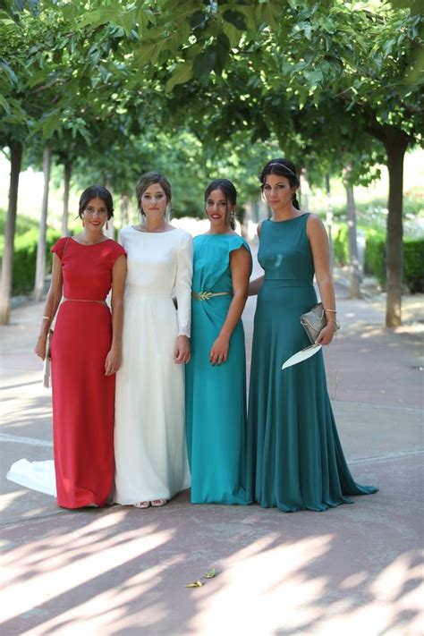 Fotógrafo de bodas en jaén, realizamos reportajes de boda naturales, creativos y sin posados, dando prioridad a captar momentos que recordaréis para siempre. bodas reales, bodas, bodas en Jaén | Boda, Vestidos de ...