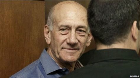 سابق اسرائیلی وزیراعظم کو بدعنوانی پر چھ برس قید Bbc News اردو
