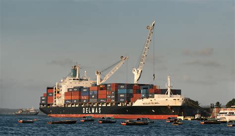 Filecontainer Ship Wikipedia