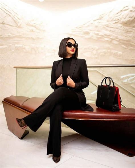 How To Look Rich Classy And Expensive In 4 Simple Ways Business Outfits Women Boss Lady