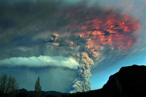 Volcano Eruption In Chile Volcano The Incredibles Beautiful
