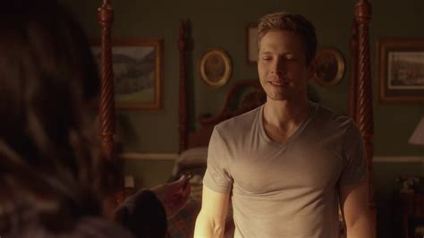 Auscaps Matt Czuchry Shirtless In Gilmore Girls A Year In The Life 1