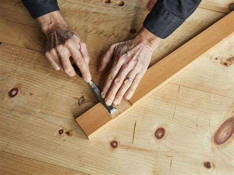 These machines are extensively used in woodworking and are powered with the help of electric motors. Best Wood Working Design Apps for Android & iOS - URSuperb