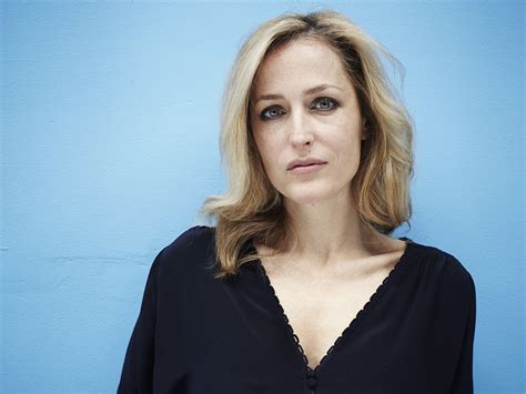 Gillian Anderson Gillian Anderson Wallpaper 33074919 Fanpop