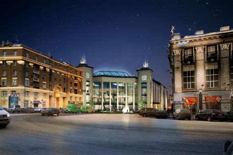 На площадке перед входом, где. Польша завершит строительство ТРЦ «Никольский» в Харькове ...