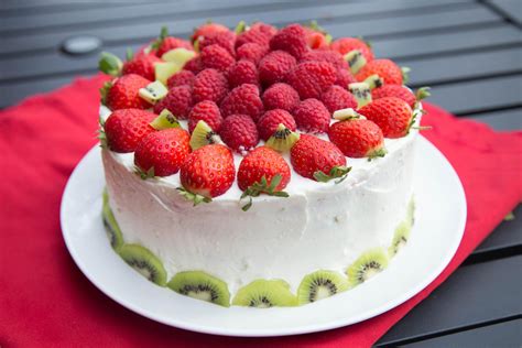 Cake Decoration With Fruits