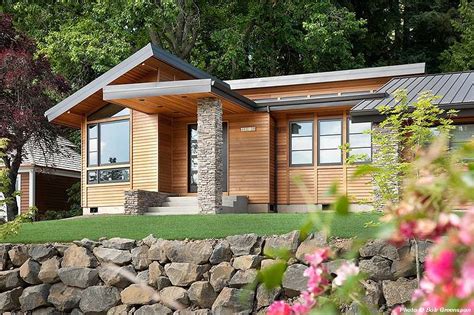 The use of clean lines inside and out, without any superfluous decoration, gives each of our modern homes an uncluttered frontage and utterly roomy, informal living spaces. Modern Style House Plan - 3 Beds 3.5 Baths 3296 Sq/Ft Plan ...