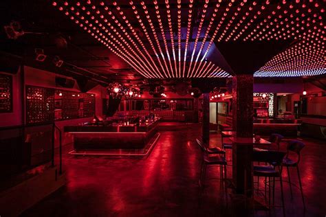 Le Rouge Montreal Nightclub Nightclub Aesthetic Nightclub Design