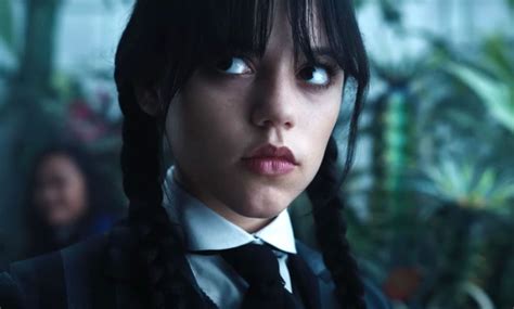 Tim Burton Explica Por Qué Jenna Ortega Es La Perfecta Wednesday Addams