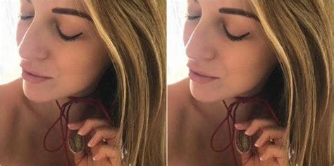 Woman Turns Her Labia Into Jewelry And Its Actually Kind Of Pretty