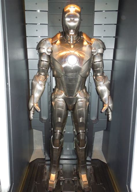 Rest assured, iron man is an absolutely amazing movie. Hollywood Movie Costumes and Props: Iron Man 3 Hall of ...