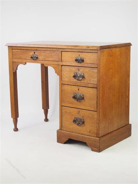 Small Antique Arts And Crafts Oak Desk Antiques Atlas