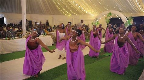 I Attended A Wedding In Rwanda And I Enjoyed The Rwandan Traditional