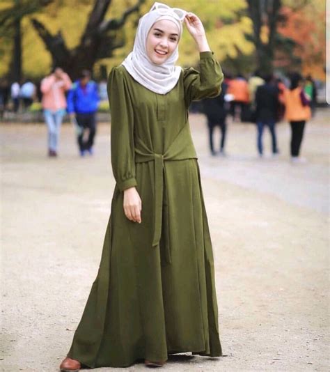 Baju kuning lemon cocok dengan jilbab warna apa. Gamis Hijau Army Cocok Dengan Jilbab Warna Apa - Gambar Islami