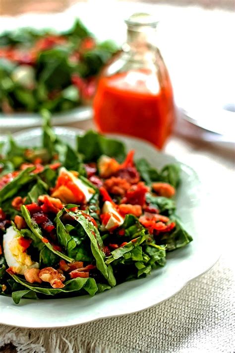 Fresh Spinach Salad With Dressing Bunnys Warm Oven