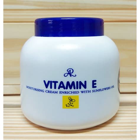 Ar Vitamin E Moisturizing Cream 200g Whitening Anti Aging Smooth Skin